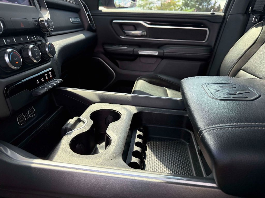 Used 2020 RAM 1500 Laramie w/ Sport Appearance Package AWD/4WD image 27