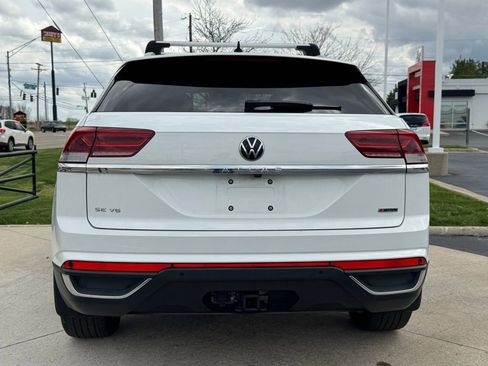 Used 2022 Volkswagen Atlas Cross Sport SE image 6