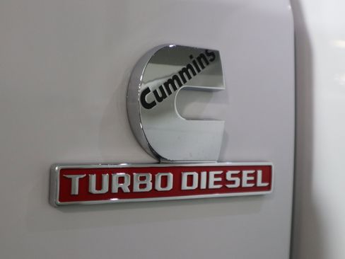 Used 2022 RAM 2500 Limited image 37