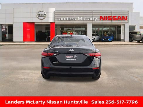 Used 2025 Nissan Sentra SV w/ Trunk Package image 5