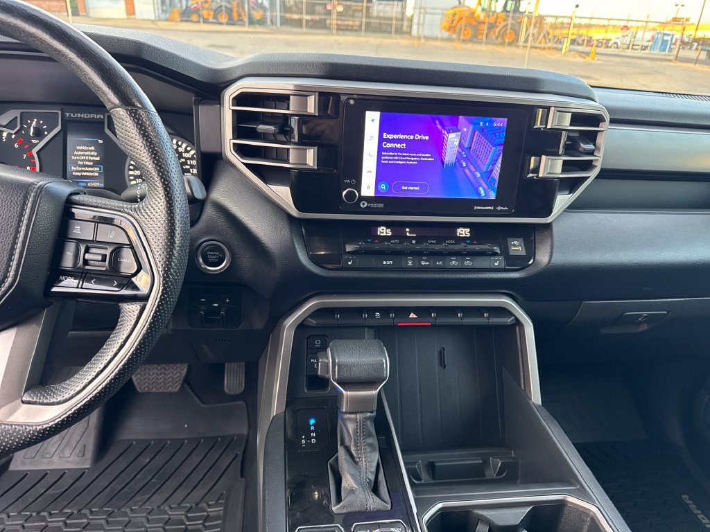 Used 2022 Toyota Tundra SR5 AWD/4WD image 28