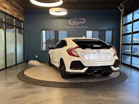 Used 2018 Honda Civic Sport image 5