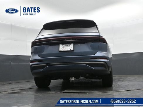 New 2026 Lincoln Nautilus Reserve AWD/4WD image 32
