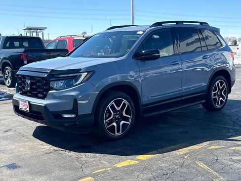 Used 2023 Honda Passport Elite image 7