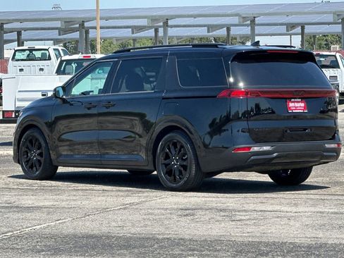 Used 2024 Kia Carnival SX Prestige FWD image 5