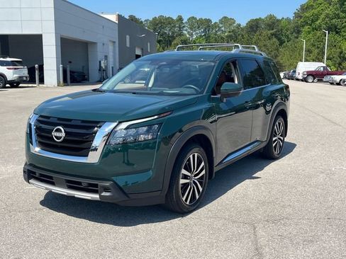 Used 2025 Nissan Pathfinder Platinum w/ Cargo Package FWD image 2