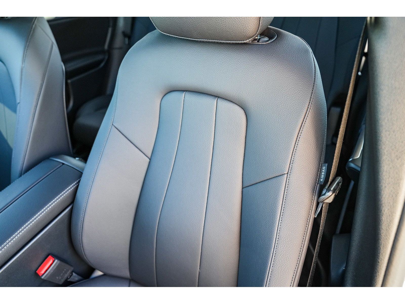 Certified 2026 Mercedes-Benz GLB 250 4MATIC image 24