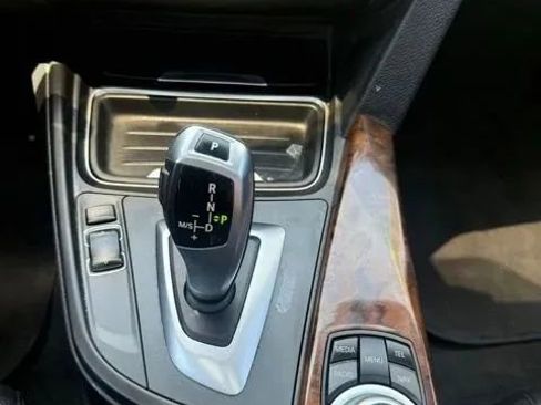Used 2013 BMW 335i Sedan RWD image 21