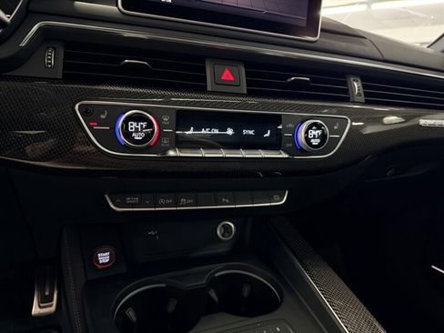 Used 2019 Audi S4 Prestige w/ Prestige Package image 40