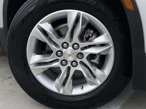 Certified 2021 Chevrolet Blazer LT image 9