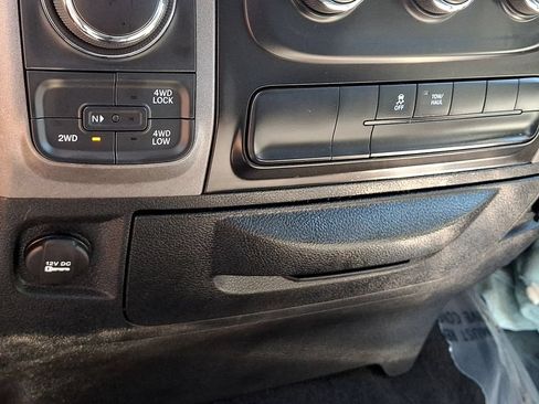 Used 2016 RAM 1500 Express AWD/4WD image 23