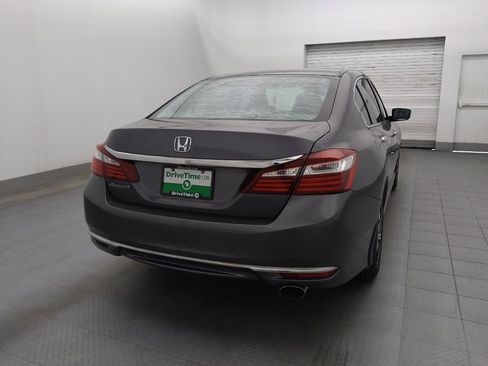 Used 2016 Honda Accord LX image 7