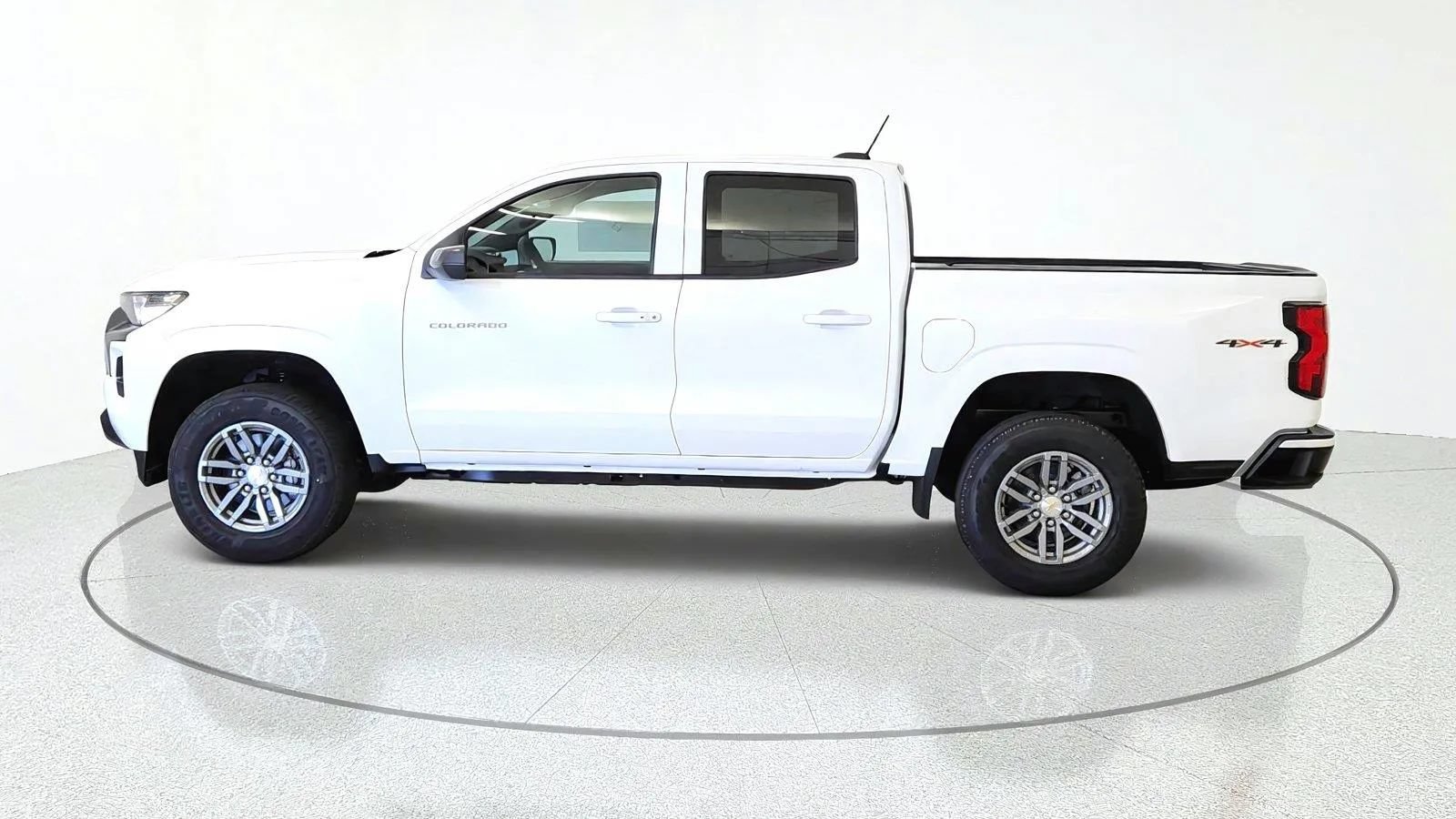 New 2026 Chevrolet Colorado LT w/ Advanced Trailering Package AWD/4WD image 5