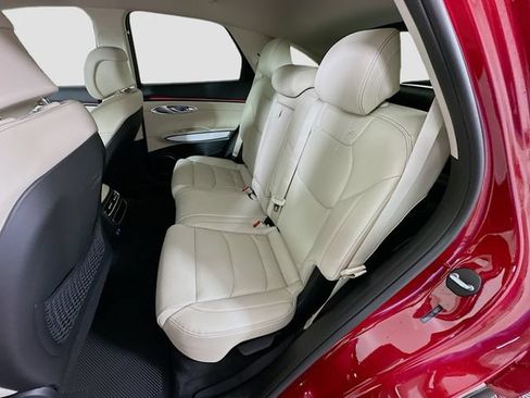 New 2026 Genesis GV70 2.5T AWD/4WD image 17