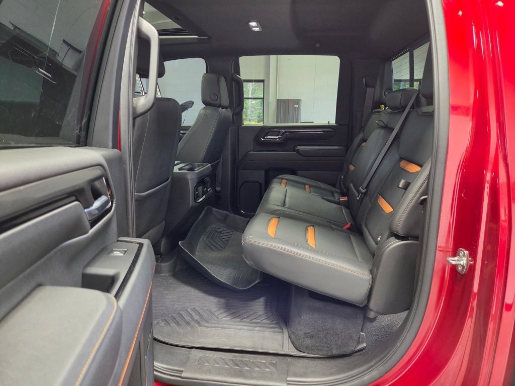 Used 2024 GMC Sierra 2500 AT4 w/ Technology Package AWD/4WD image 20