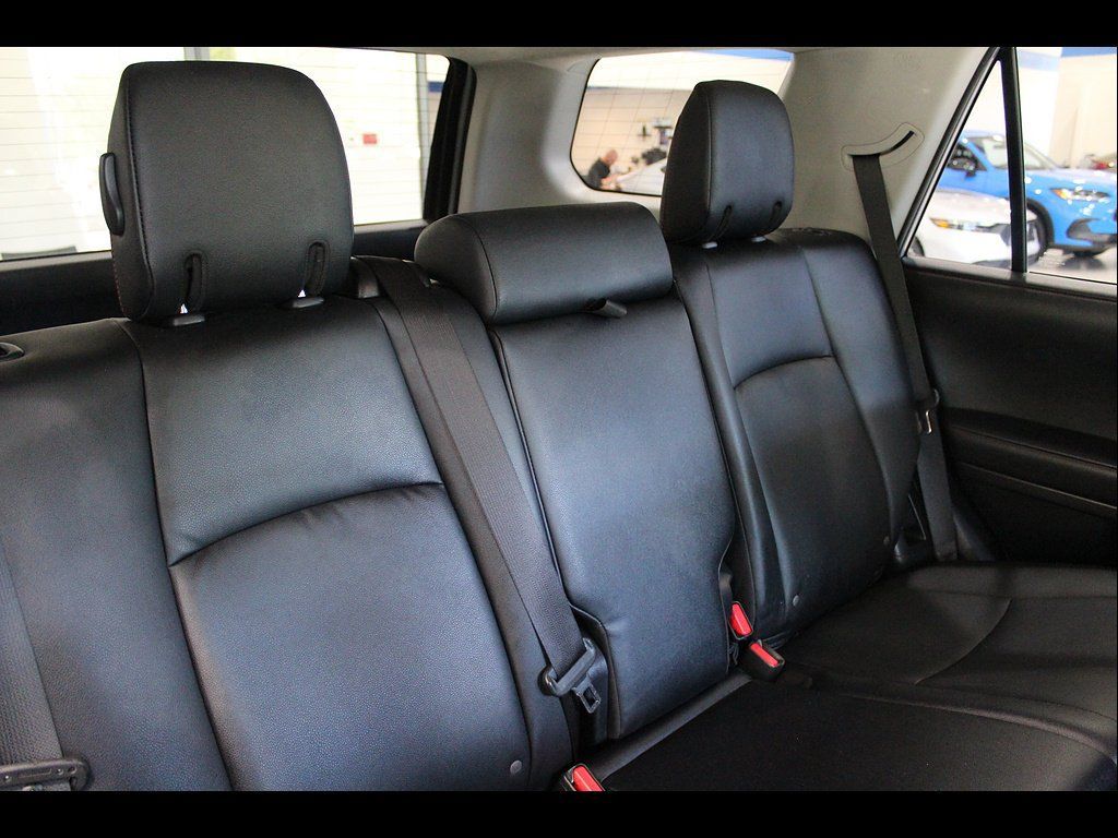 Used 2024 Toyota 4Runner TRD Off-Road Premium AWD/4WD image 21