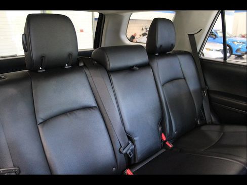 Used 2024 Toyota 4Runner TRD Off-Road Premium AWD/4WD image 21