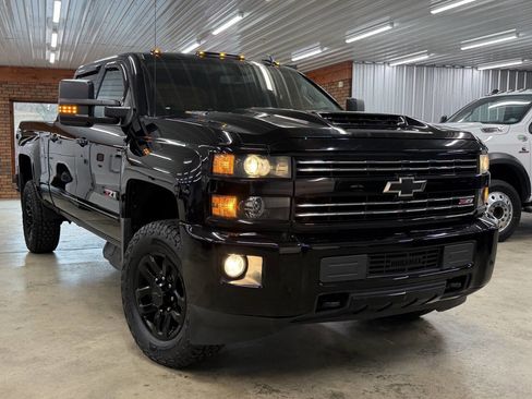 Used 2017 Chevrolet Silverado 2500 LT w/ Midnight Edition image 1