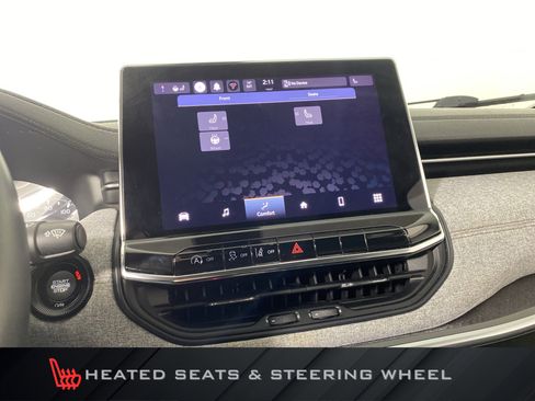 Used 2022 Jeep Compass Latitude image 5