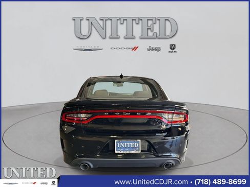 Used 2021 Dodge Charger Scat Pack w/ Plus Group image 3