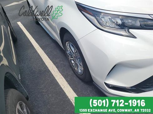 Used 2022 Toyota Sienna XSE w/ XSE Plus Package AWD/4WD image 42