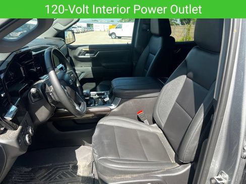 Used 2025 Chevrolet Silverado 1500 LT Trail Boss w/ LT Trail Boss Premium Package AWD/4WD image 37