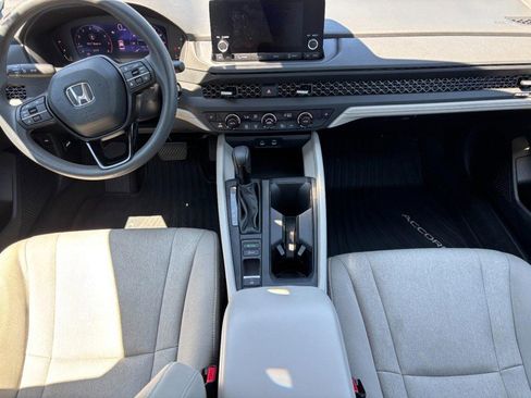 Used 2024 Honda Accord EX image 11