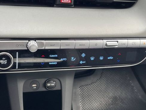 Certified 2024 Hyundai Ioniq 5 SEL image 27