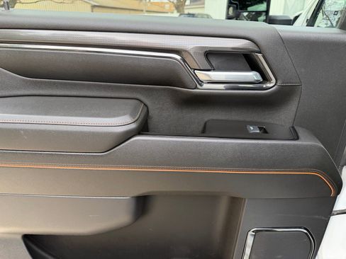 Used 2024 GMC Sierra 2500 AT4 w/ AT4 Preferred Package image 29