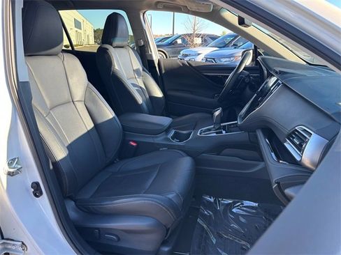 Used 2022 Subaru Outback Limited image 22