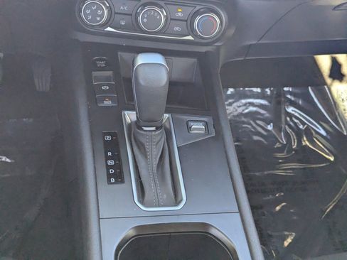 Certified 2025 Nissan Kicks S image 22