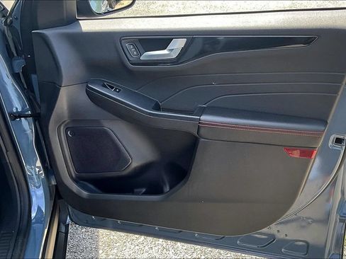Used 2024 Ford Escape ST-Line w/ Tech Pack #1 FWD image 24