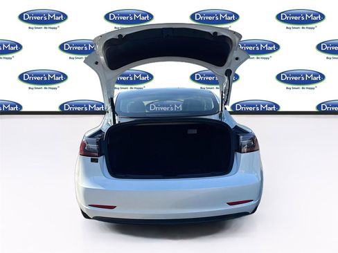 Used 2023 Tesla Model 3 Standard Range image 26