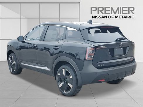 New 2025 Nissan Kicks SR w/ Illumination Package image 2