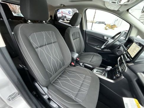 Used 2019 Ford EcoSport SE w/ SE Convenience Package image 24