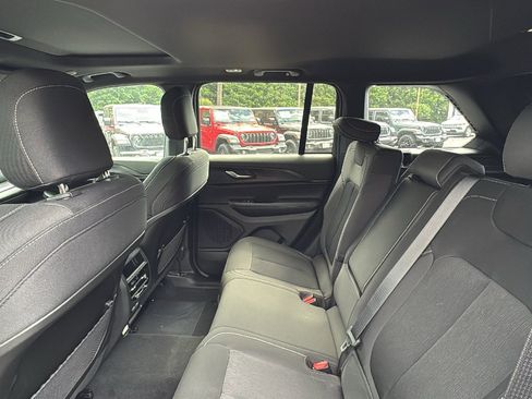 New 2026 Jeep Grand Cherokee Laredo X AWD/4WD image 26