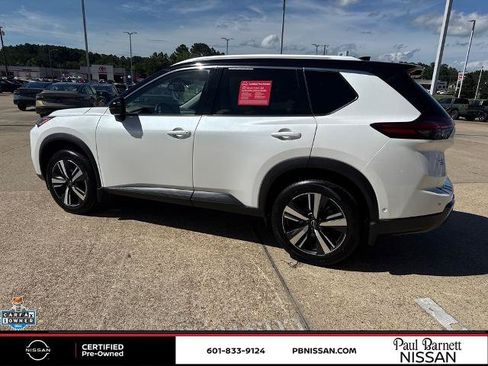 Certified 2024 Nissan Rogue SL w/ SL Premium Package FWD image 10