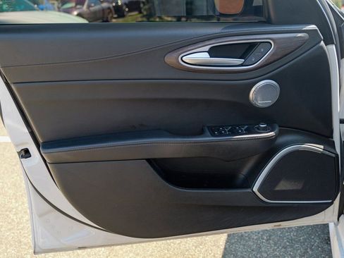 Used 2017 Alfa Romeo Giulia Ti w/ TI Lusso Package image 17