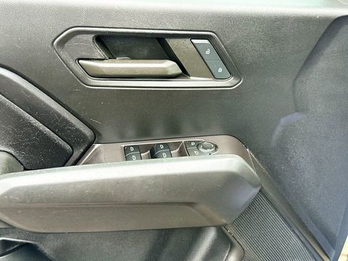 Used 2023 Chevrolet Colorado W/T image 19