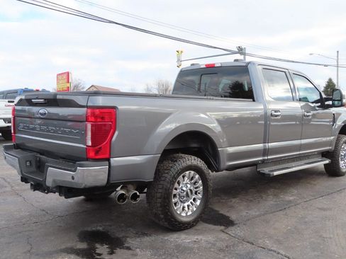Used 2022 Ford F250 Lariat w/ Chrome Package image 19