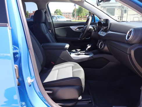 Used 2024 Chevrolet Blazer LT w/ LPO, Floor Liner Package FWD image 12