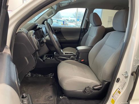 Used 2021 Toyota Tacoma SR image 8