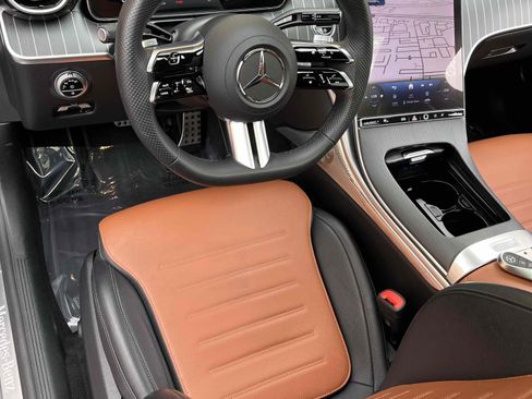 Used 2024 Mercedes-Benz C 300 Sedan image 36