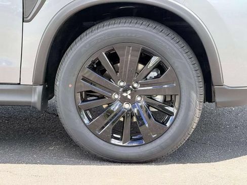 New 2026 Mitsubishi Outlander Sport LE AWD/4WD image 9