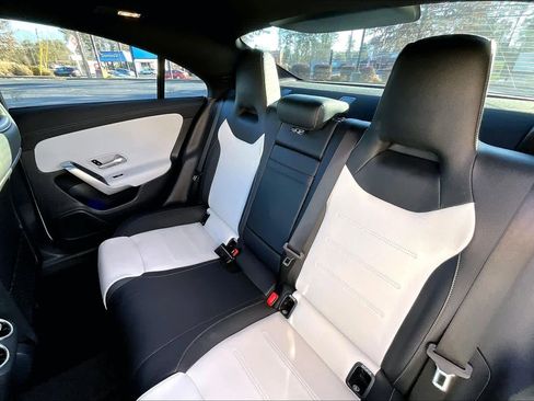 Used 2023 Mercedes-Benz CLA 250 image 20