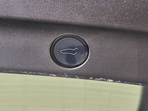 Used 2020 Tesla Model Y Performance AWD/4WD image 27