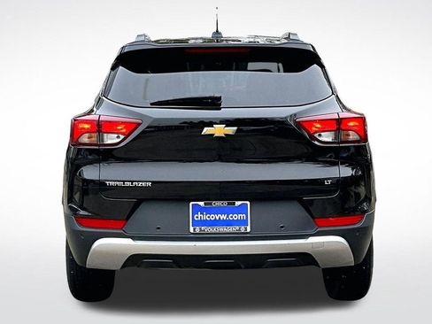 Used 2022 Chevrolet TrailBlazer LT w/ Driver Confidence Package image 3