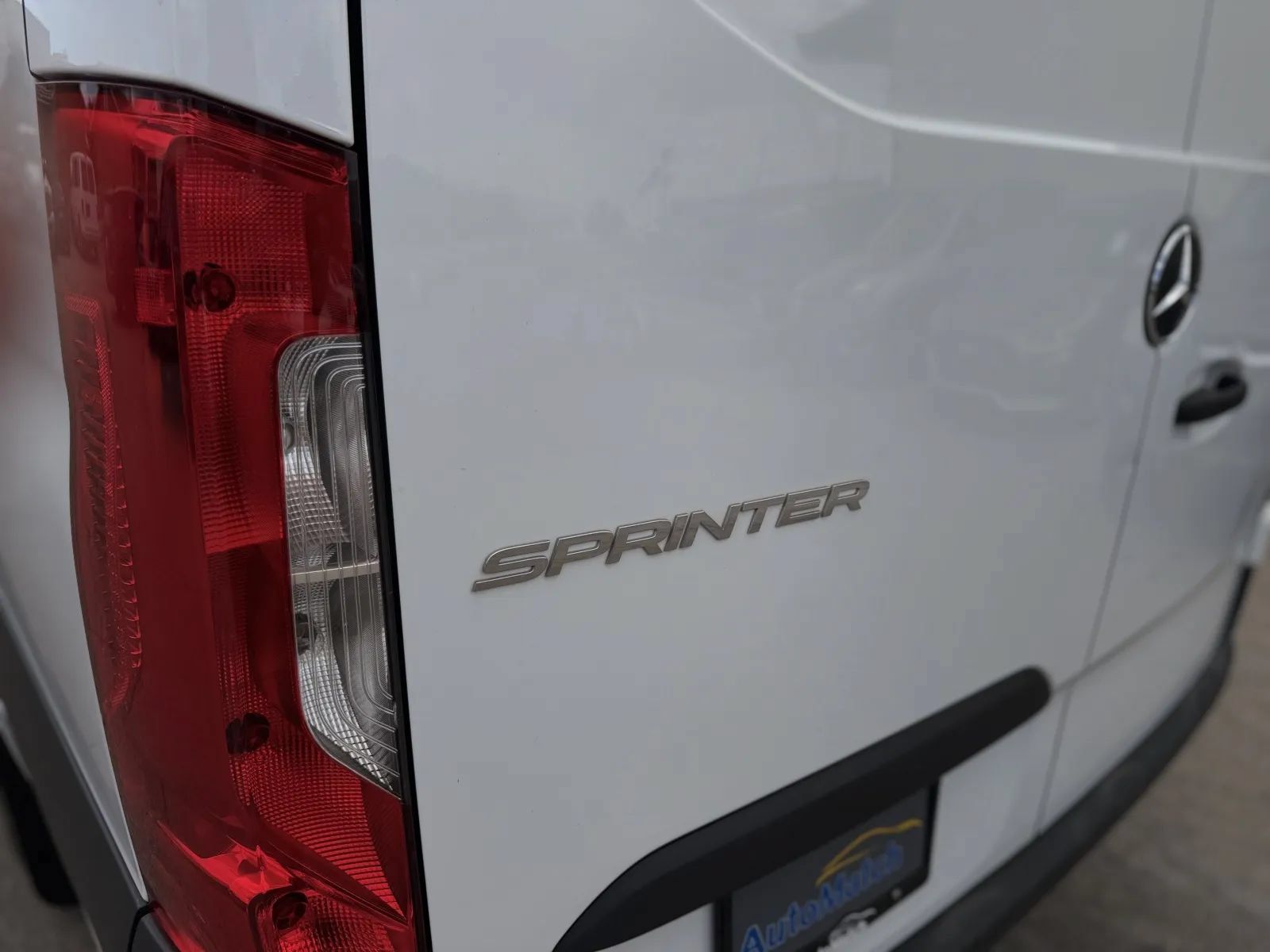 Used 2025 Mercedes-Benz Sprinter 2500 image 30