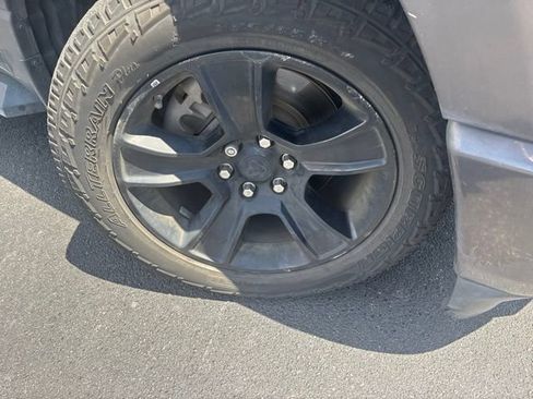 Used 2020 RAM 1500 Big Horn RWD image 4