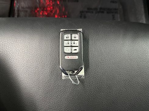 Used 2024 Honda Odyssey Sport image 42